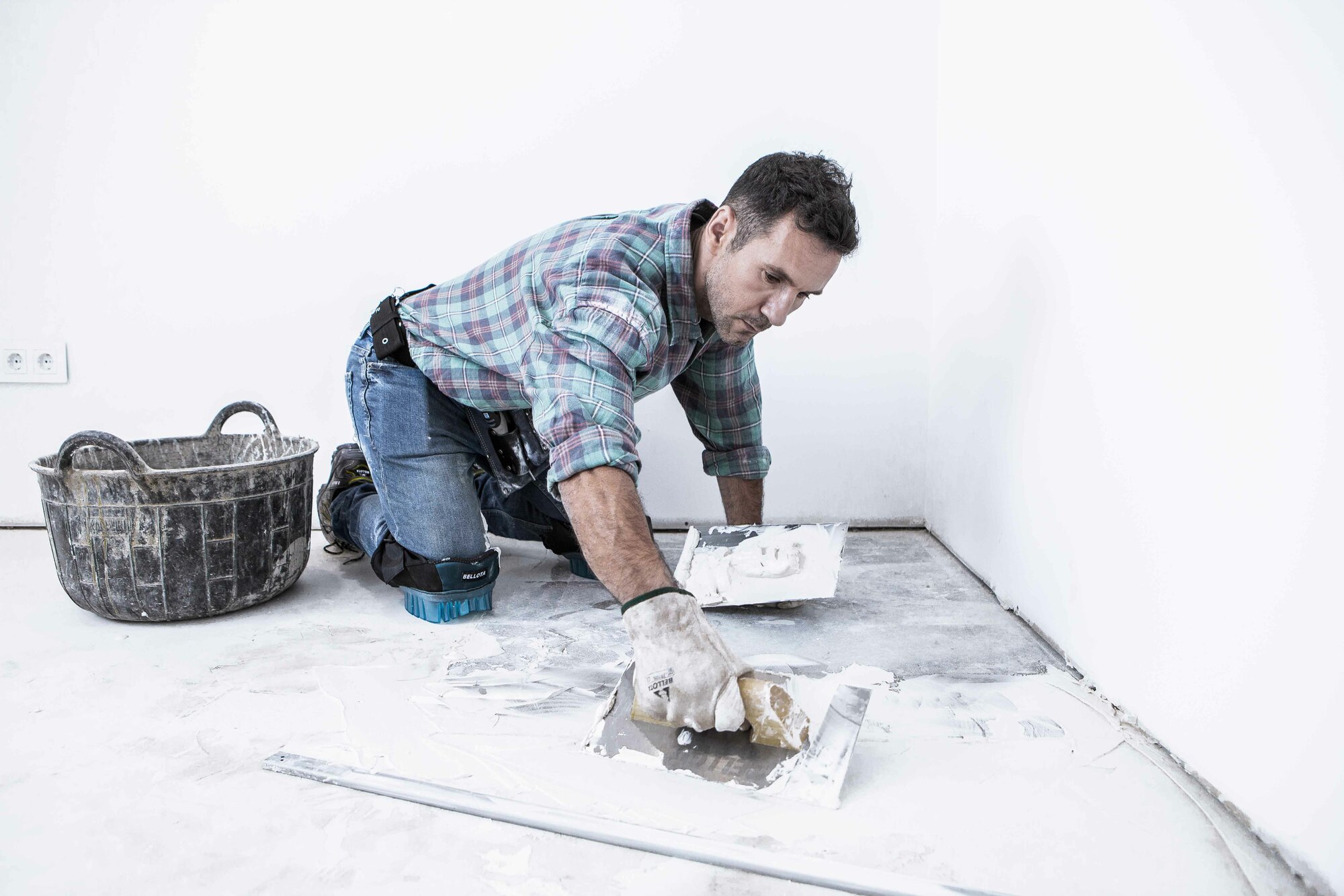 Llana recta con mango de madera para trabajos de acabado / 5861