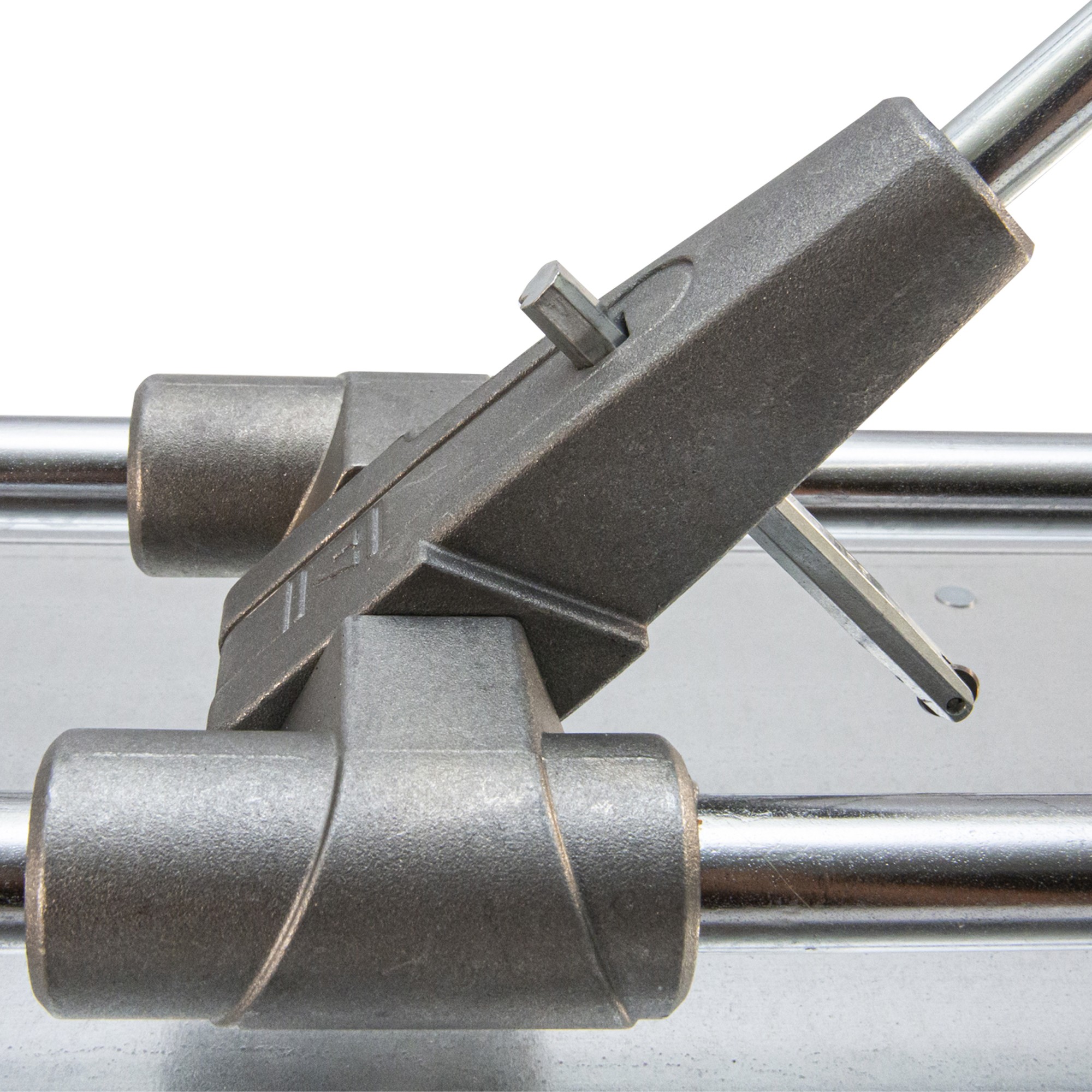 Cortadora de cerámica Pro72 para el alicatador profesional más exigente / PRO72