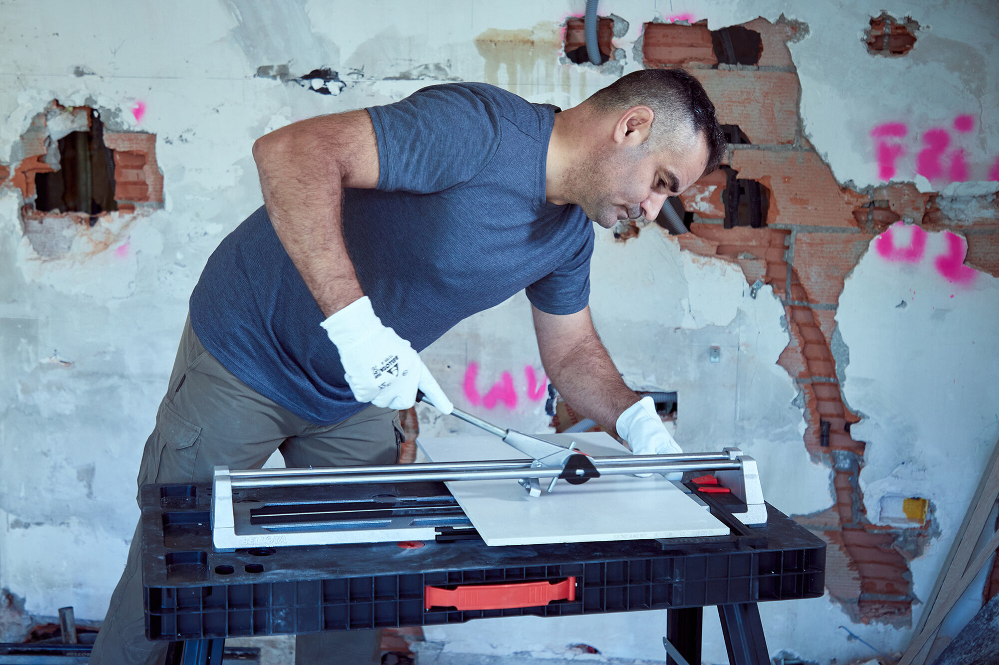 Cortadora de cerámica Pop con kit regla para formatos más habituales / POPR