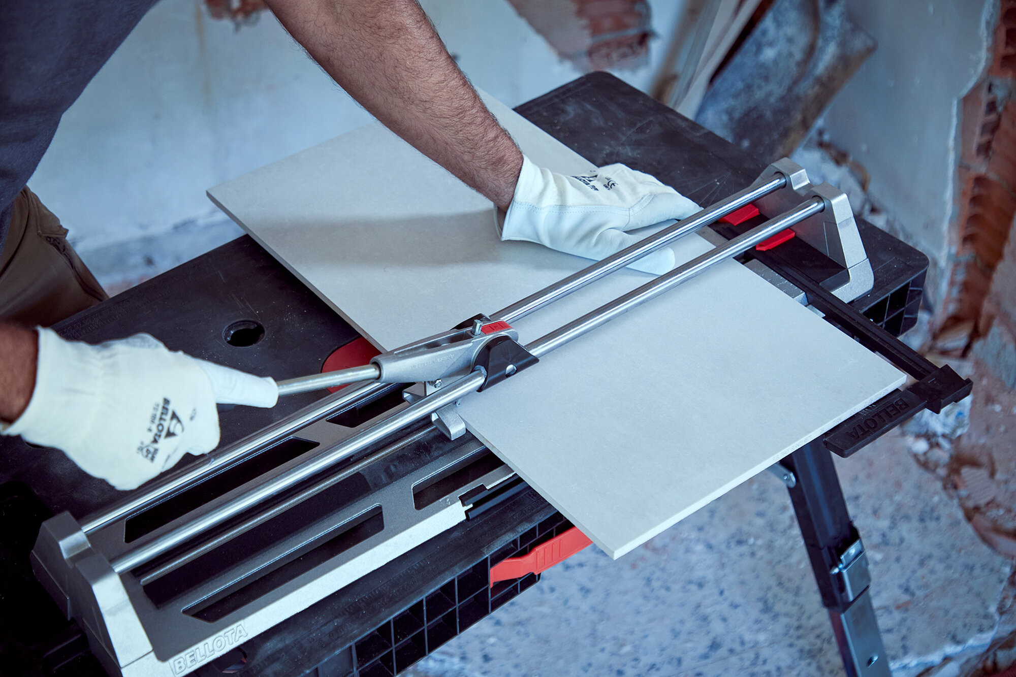 Cortadora de cerámica Pop con kit regla para formatos más habituales / POPR