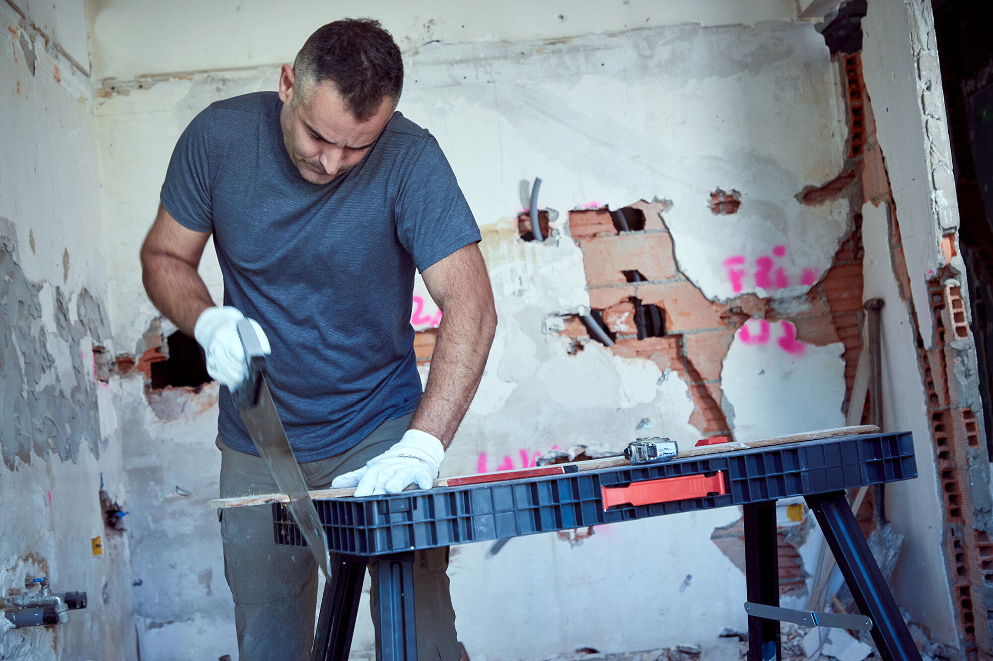 Serrucho carpintero con mango bimaterial / 4555