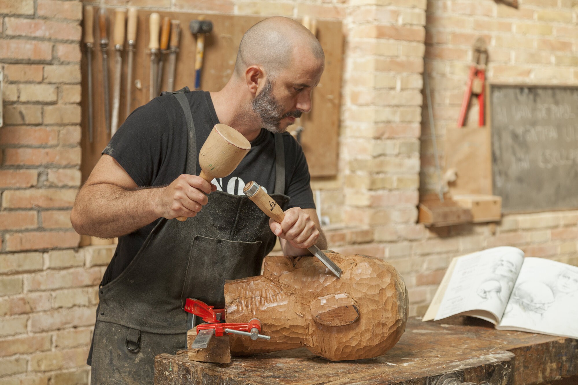 Formón con mango madera / 4651