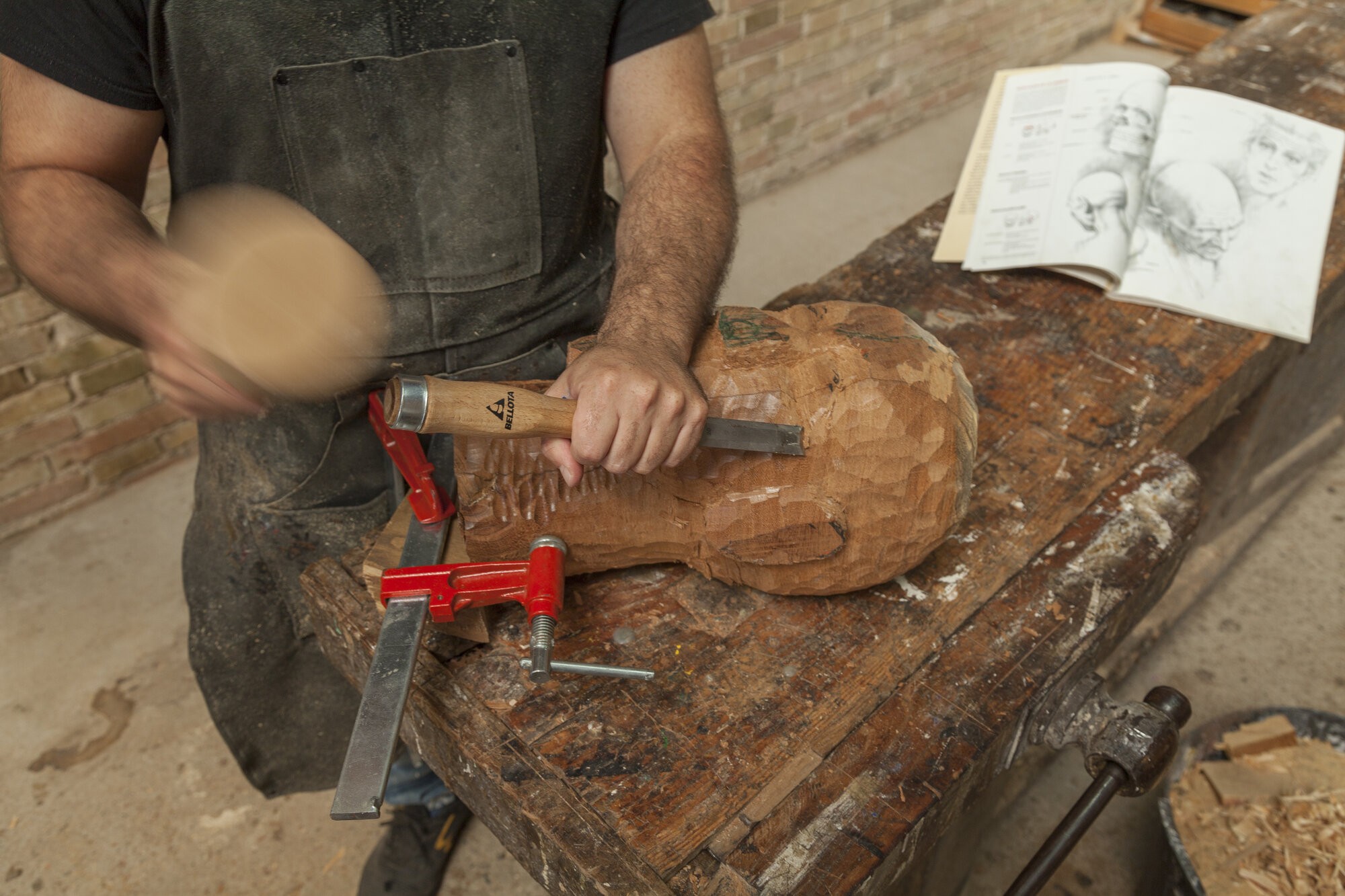 Formón con mango madera / 4651