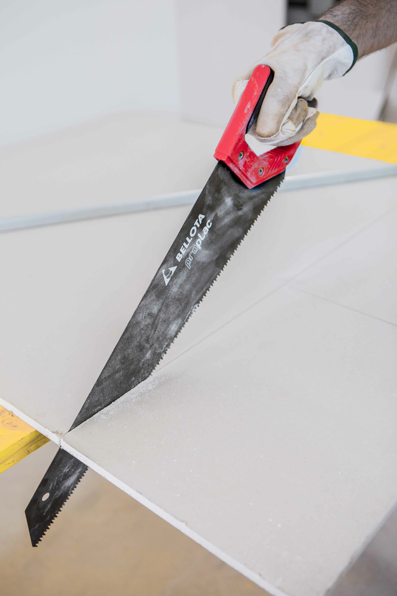 Serrucho antiadherente con mango bimaterial para corte de placa / 4520