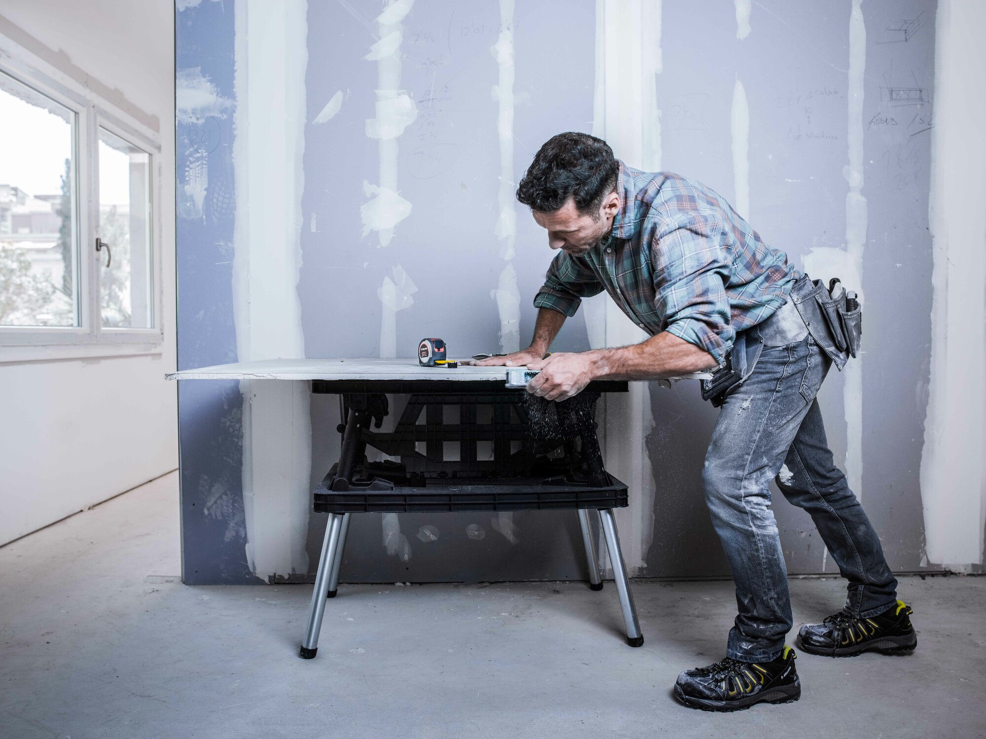 Escofina metálica 140 mm de hojas intercambiables para desbaste o ajuste del corte de placas de yeso laminado / 4107140