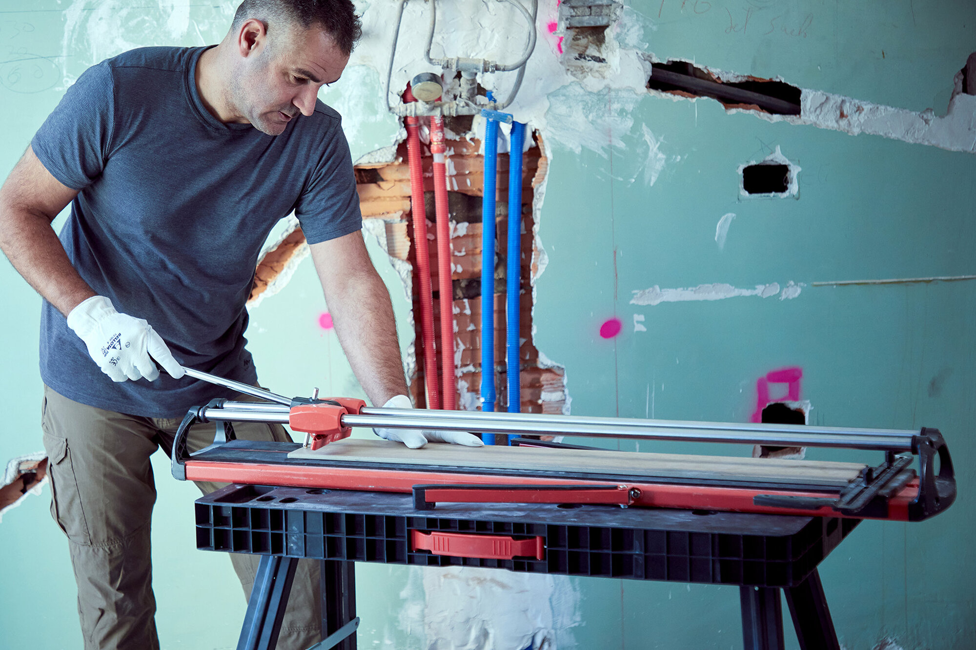 Cortadora de cerámica Fit, robusta y versátil / FIT