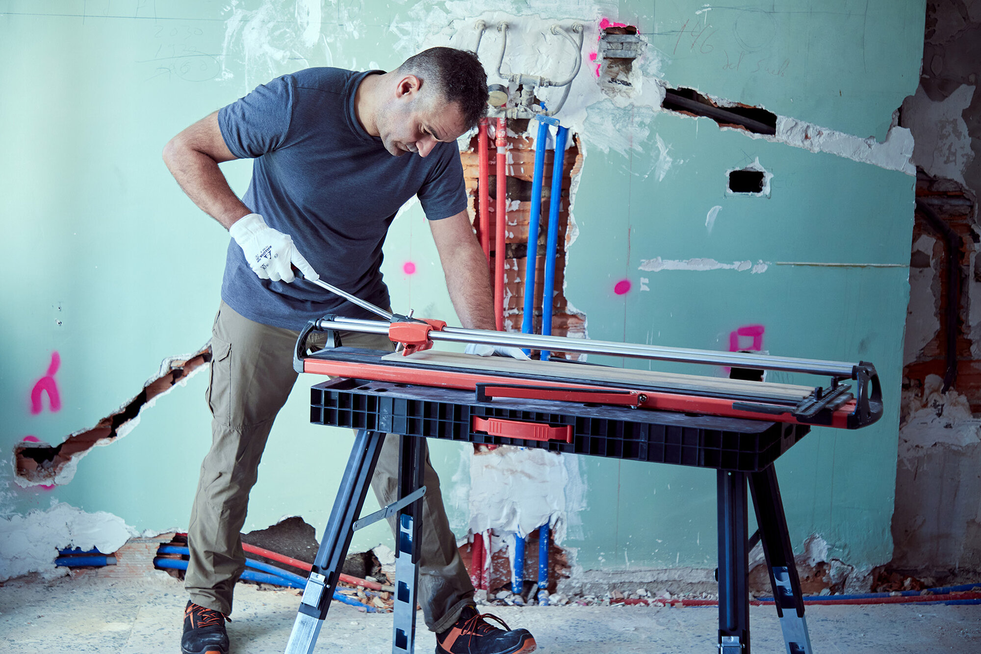 Cortadora de cerámica Fit, robusta y versátil / FIT