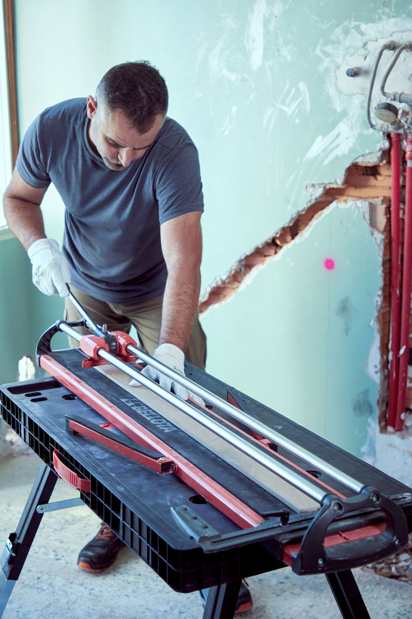 Cortadora de cerámica Fit, robusta y versátil / FIT