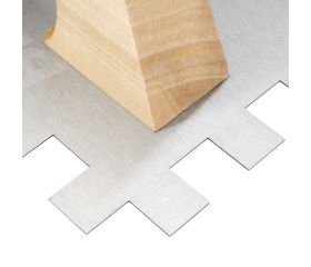 Peine diente castillo con mango de madera 20 mm / 587320