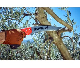Serrucho León con hoja curva de 13" y mango de bimaterial curvo. Incluye funda / 450BIMC13