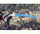 Serrucho Guepardo con hoja curva de 13" y mango de madera recto. Incluye funda / 454MR13