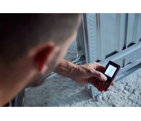 Medidor láser 50 m con nivel digital para trabajos de medición y cálculo de presupuestos / MED