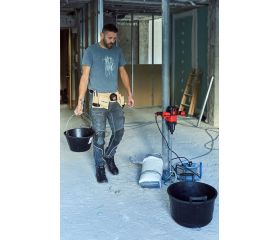 Cubo de caucho italiano 10 litros asa metálica negro / BKC10BM