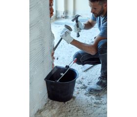 Cubo plano 13 litros con asa metálica negro / BKCIND13BM