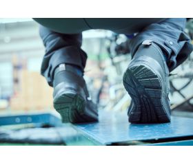 Zapatilla de seguridad Running Negro S3S / RUNNS3S