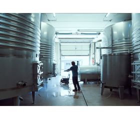 Hidrolimpiadora metálica profesional de 630l/h caudal / HL3300PROE