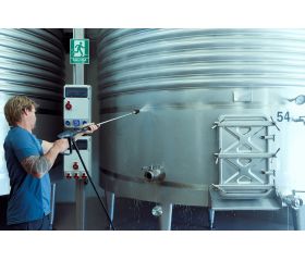 Hidrolimpiadora metálica profesional de 630l/h caudal / HL3300PROE