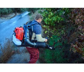 Soplador de mochila a gasolina 79,4 cc / SM8000E