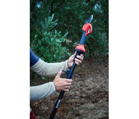 Pértiga extensible hasta 2,2m compatible con las tijeras eléctricas a batería  / EPP2EXTP