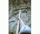 Rastrillo uso doméstico para limpiar, igualar y preparar la tierra / 952