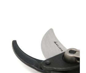 Tijera  forjada de una mano, poda universal , mangos ergonómicos,  recubiertos para un agarre más cómodo. Para la poda, uso intensivo- Gama Universal / 3504