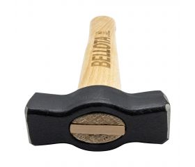 Maceta española con mango de madera para abrir rozas / 5308