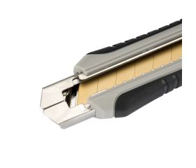 Cutter bimaterial titanium de 18 mm para instalación de placa y trabajos de corte / 51406