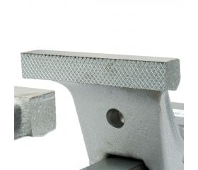 Tornillo de banco forjado / 6700