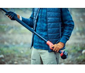 Pértiga extensible hasta 2,2m compatible con las tijeras eléctricas a batería  de la primera generación/ EPP1EXTP