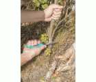 1 cuchillo de exterior con cuchilla dentada y estuche