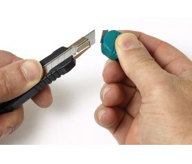 Cúter de cuchillas separables estándar 9 mm