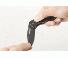 Navaja para ocio con cuchilla dentada plegable