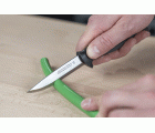 1 cuchillo de exterior con filo recto y estuche