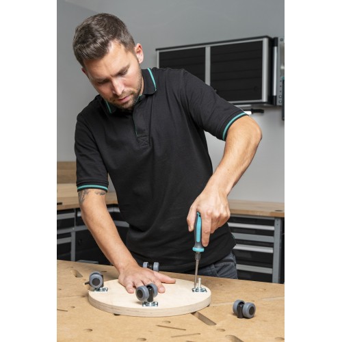 Atornillador manual con portapuntas