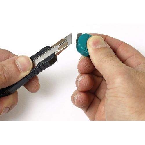 Cúter de cuchillas separables estándar 9 mm