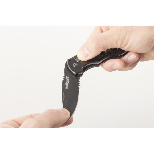 Navaja para ocio con cuchilla dentada plegable