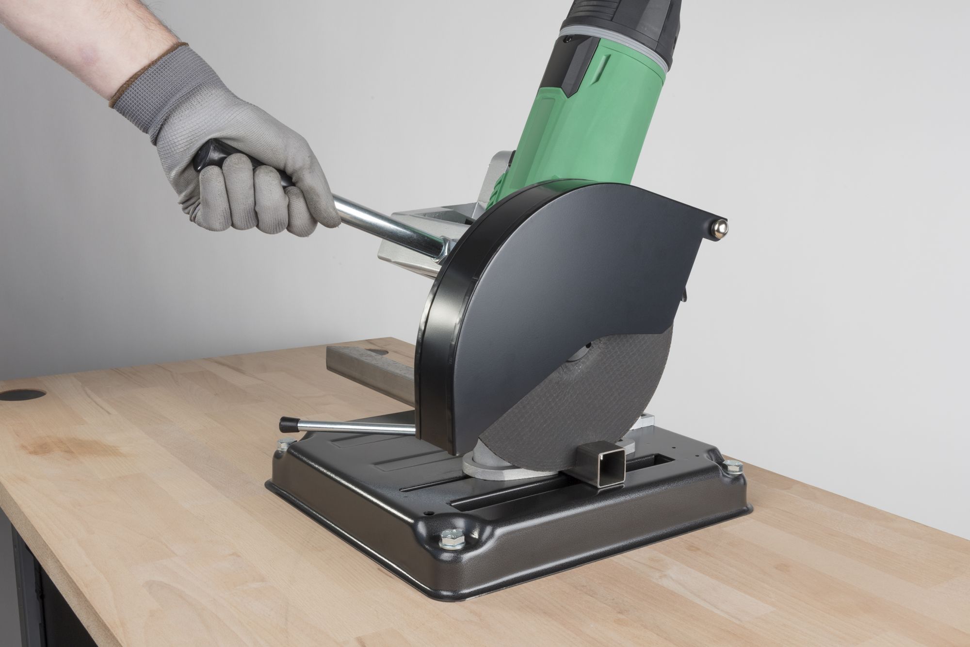 Soporte de corte para amoladoras angulares de 180 y 230 mm de diámetro