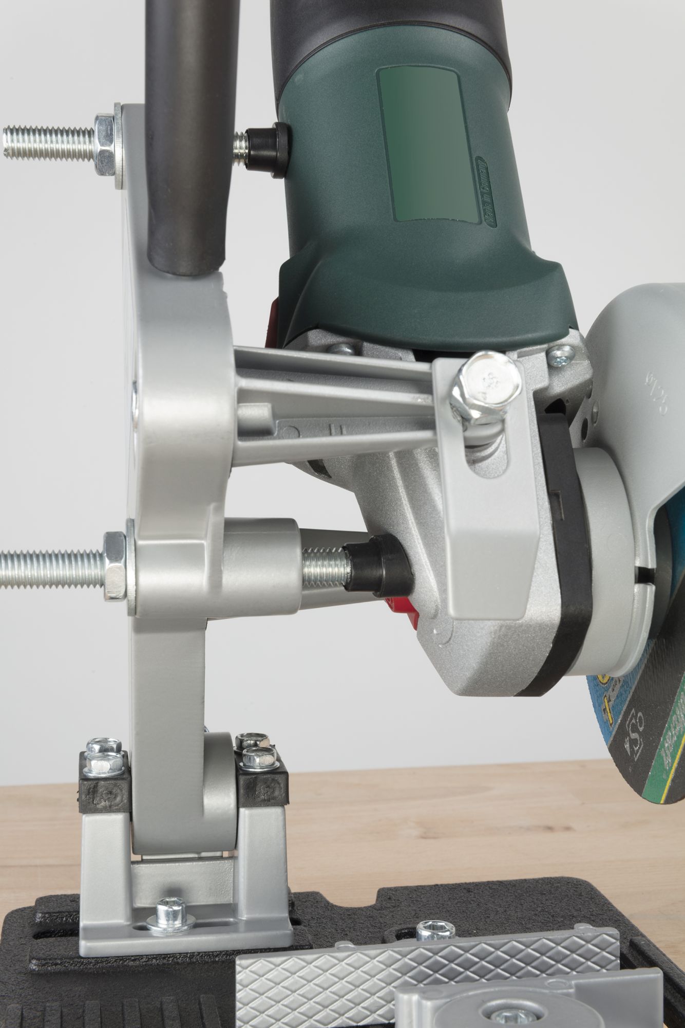 Soporte de corte para amoladoras angulares de 115 y 125 mm de diámetro