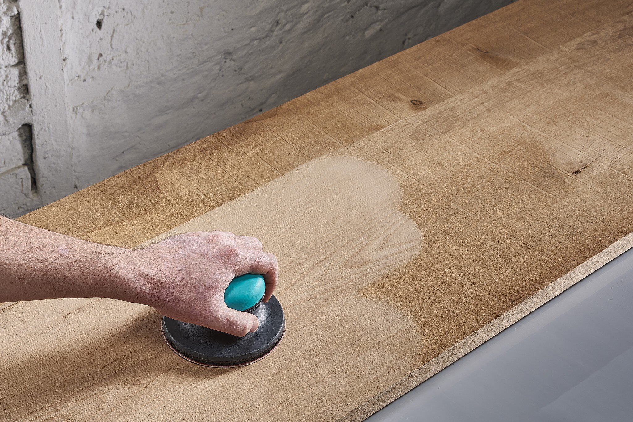 1 lijadora de superficies con velcro de 125 mm de diámetro