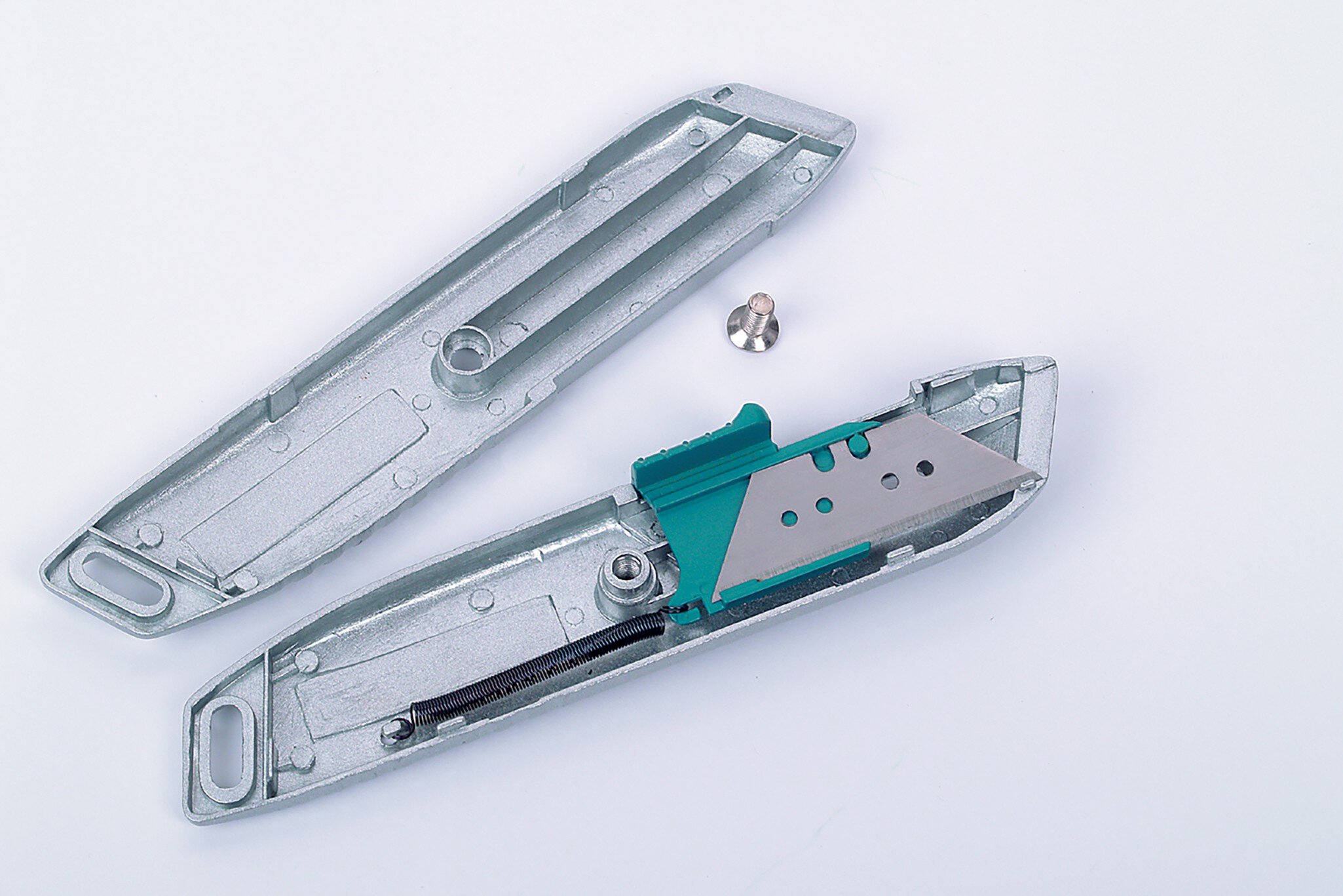 1 cúter de seguridad de metal