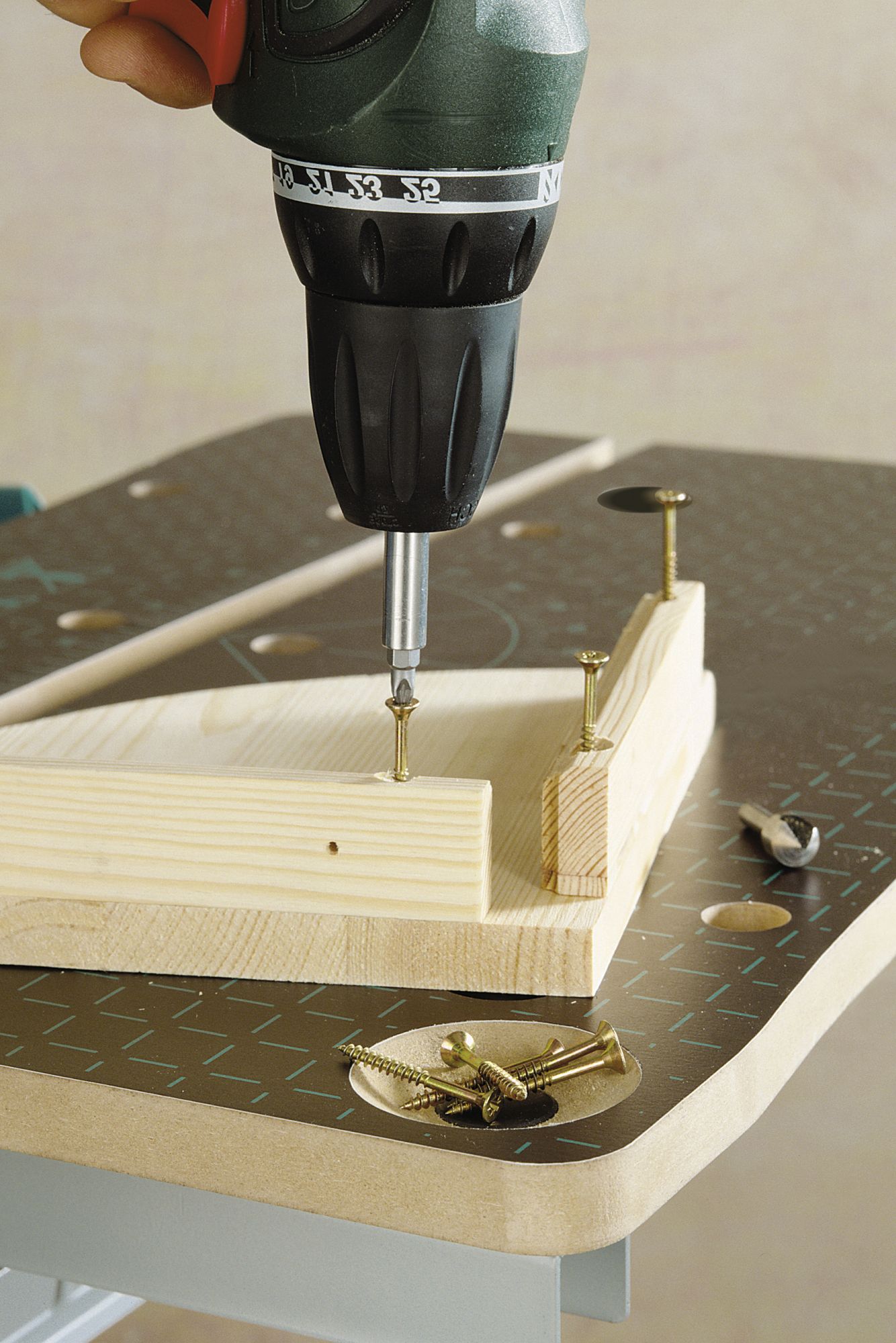 Mesa de trabajo y de sujeción MASTER 600