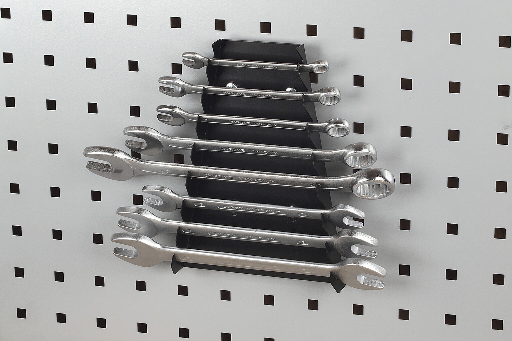 1 soporte para llaves para panel perforado WSS