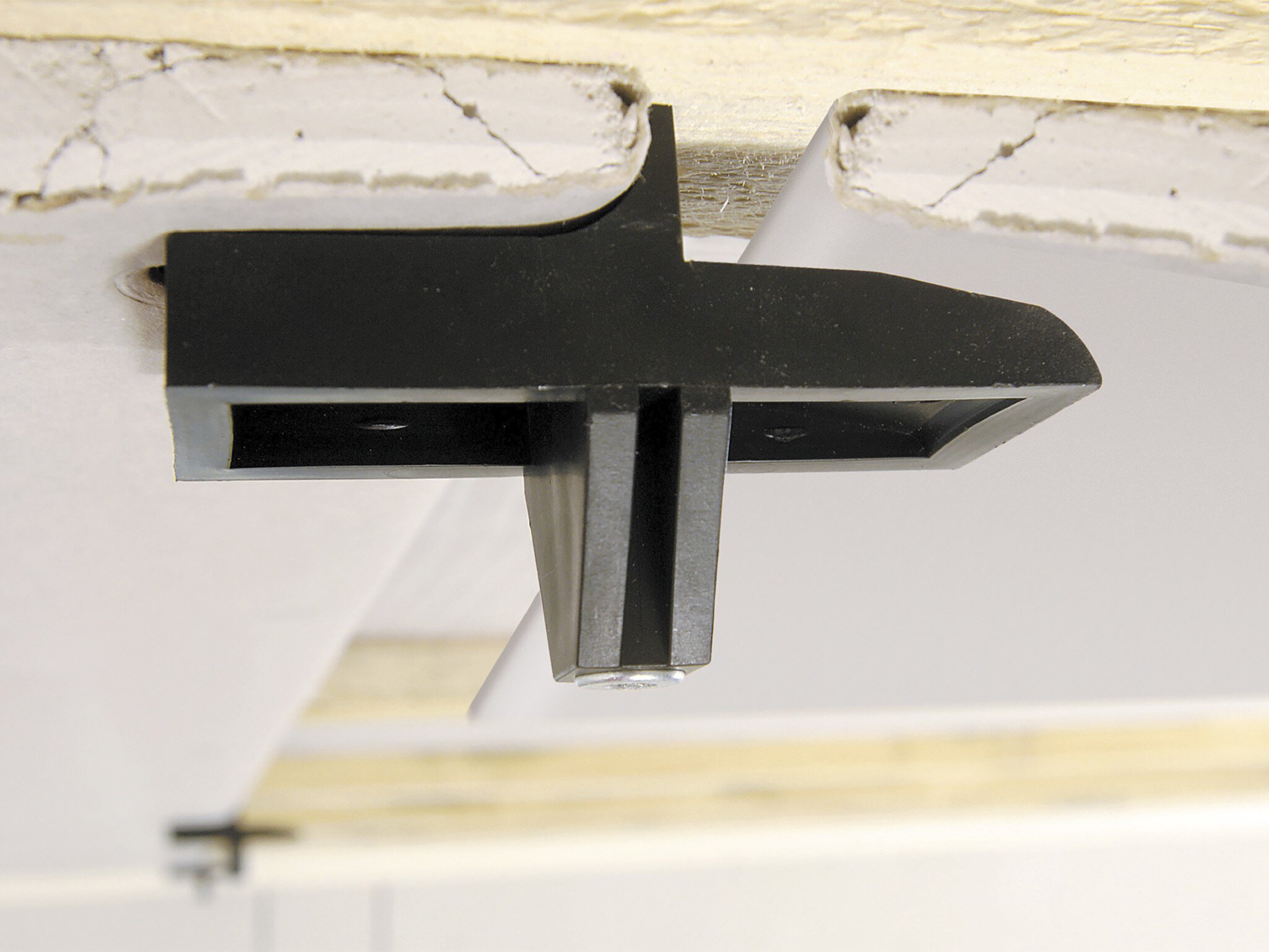 1 set de sujeción para planchas de placa de yeso de 8 pzas.