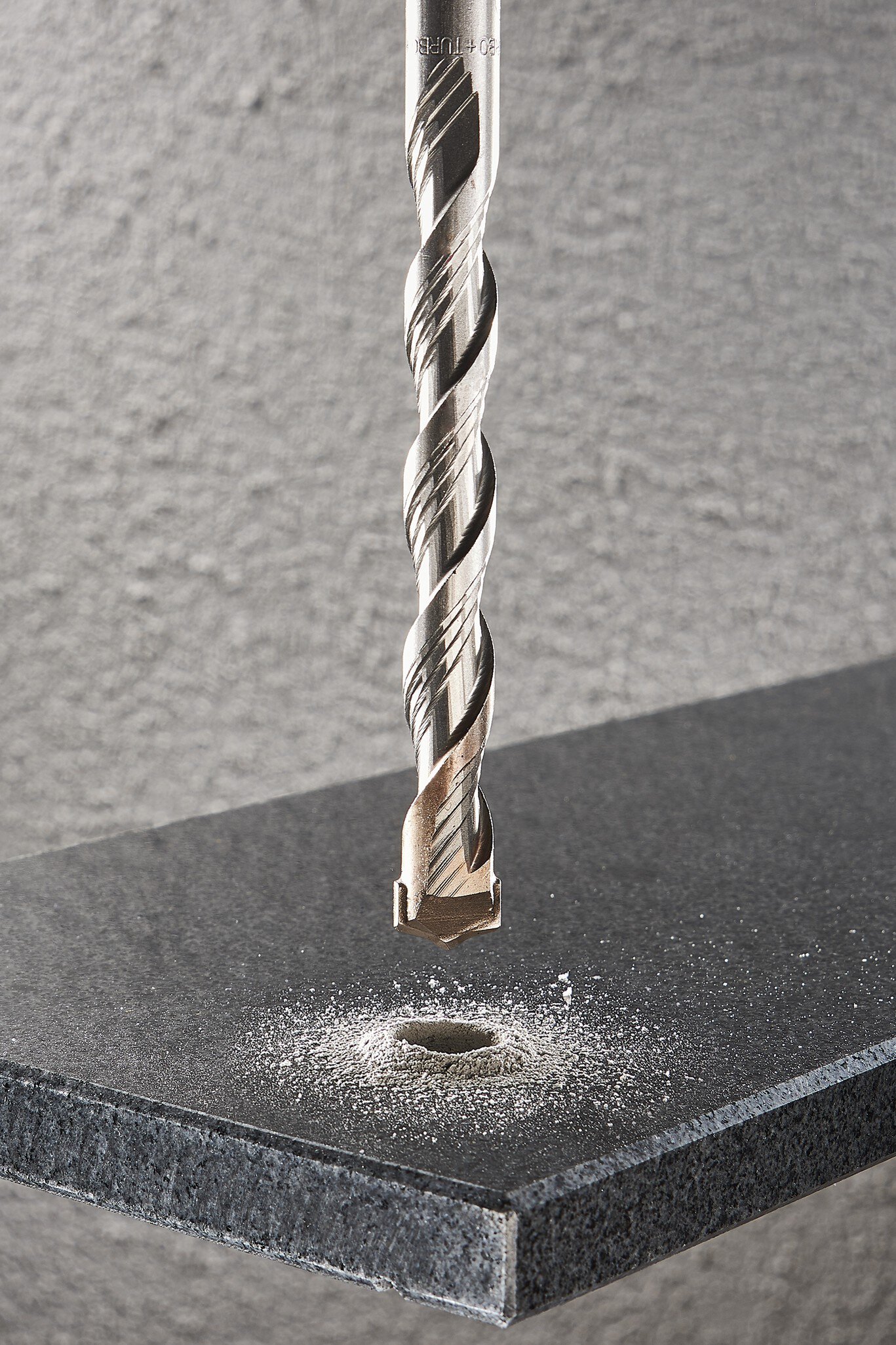 1 broca de percusión Prof. Ø 16 x 210 mm