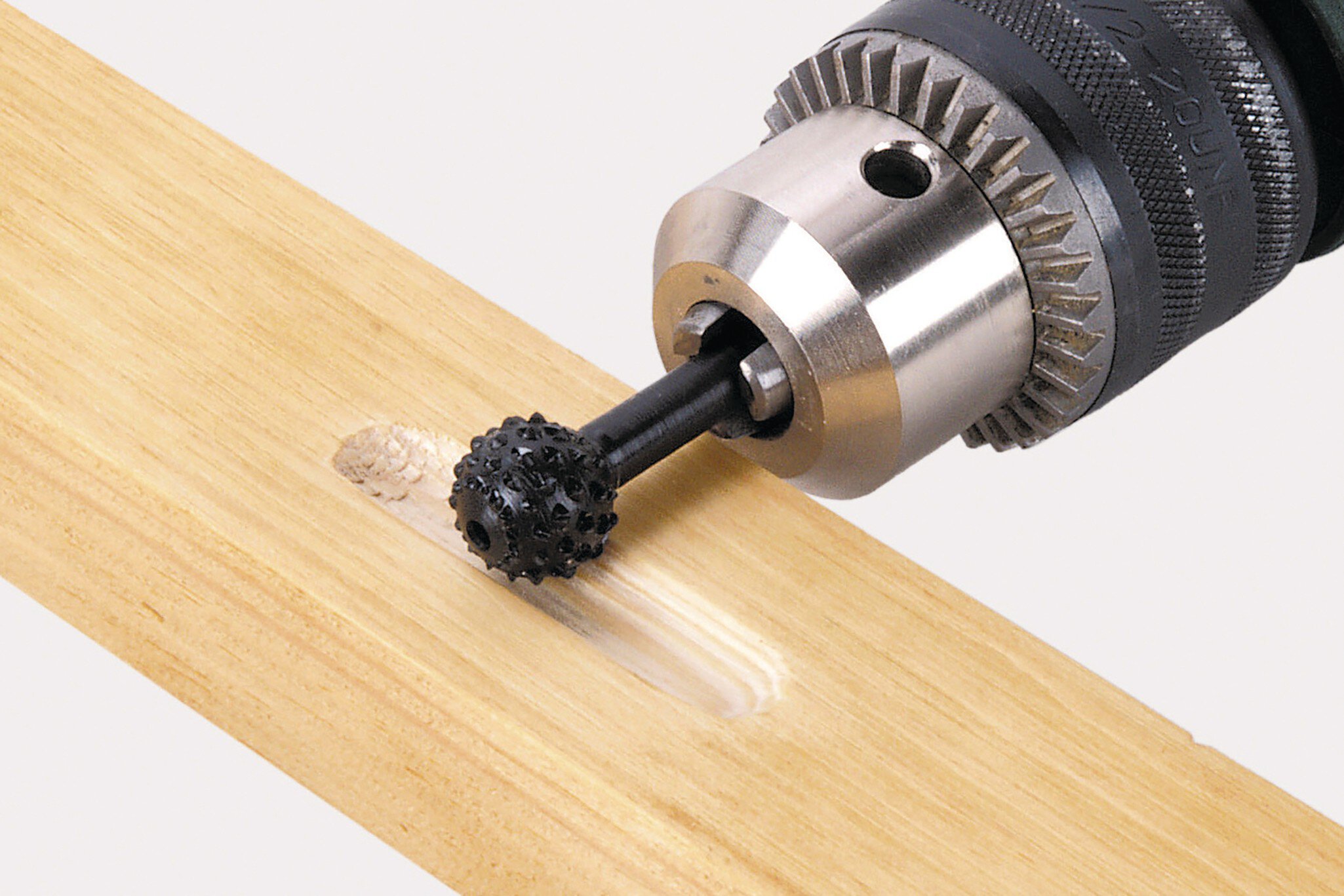 1 juego de escofina y avellanador de 5 piezas
