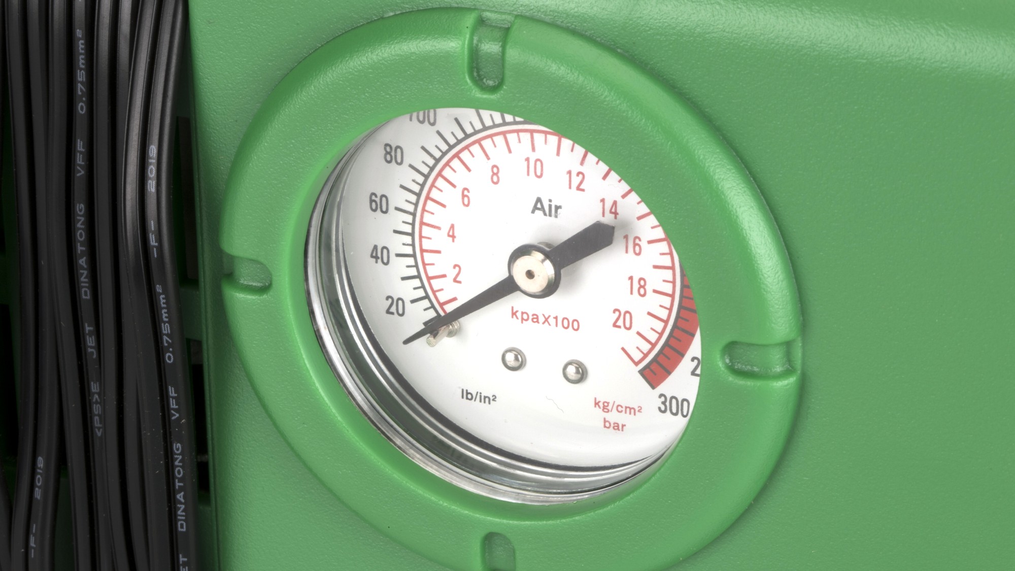 Kit compresor + Repara pinchazos 12v