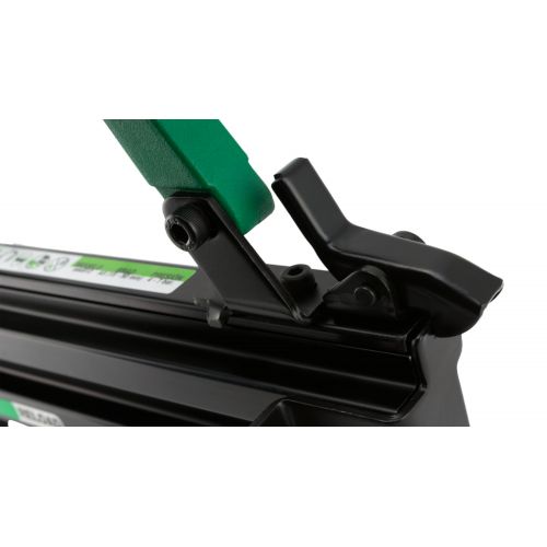 Clavadora neumática sskB12