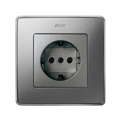 Tapa con dispositivo de seguridad para la base de enchufe schuko aluminio frío Simon 82 Detail