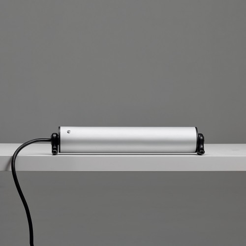 BASE MÚLTIPLE ROTATIVA CON FIJACIÓN PARA MESA 4 TOMAS 16A 250V + 3 USB CON CABLE 1,5M 3G1,5 EN ALUMINIO SIMON