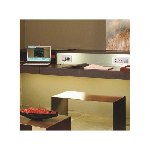 Toma de señal R-TV+SAT no modular intermedia